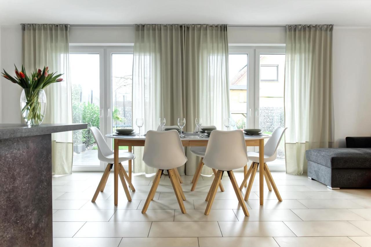 Modern Wohnen I Smart Tv I Terrasse I 2X Parkplatz I 2 Schlafzimmer I 6 Schlafplaetze باد اوينهاوسن المظهر الخارجي الصورة